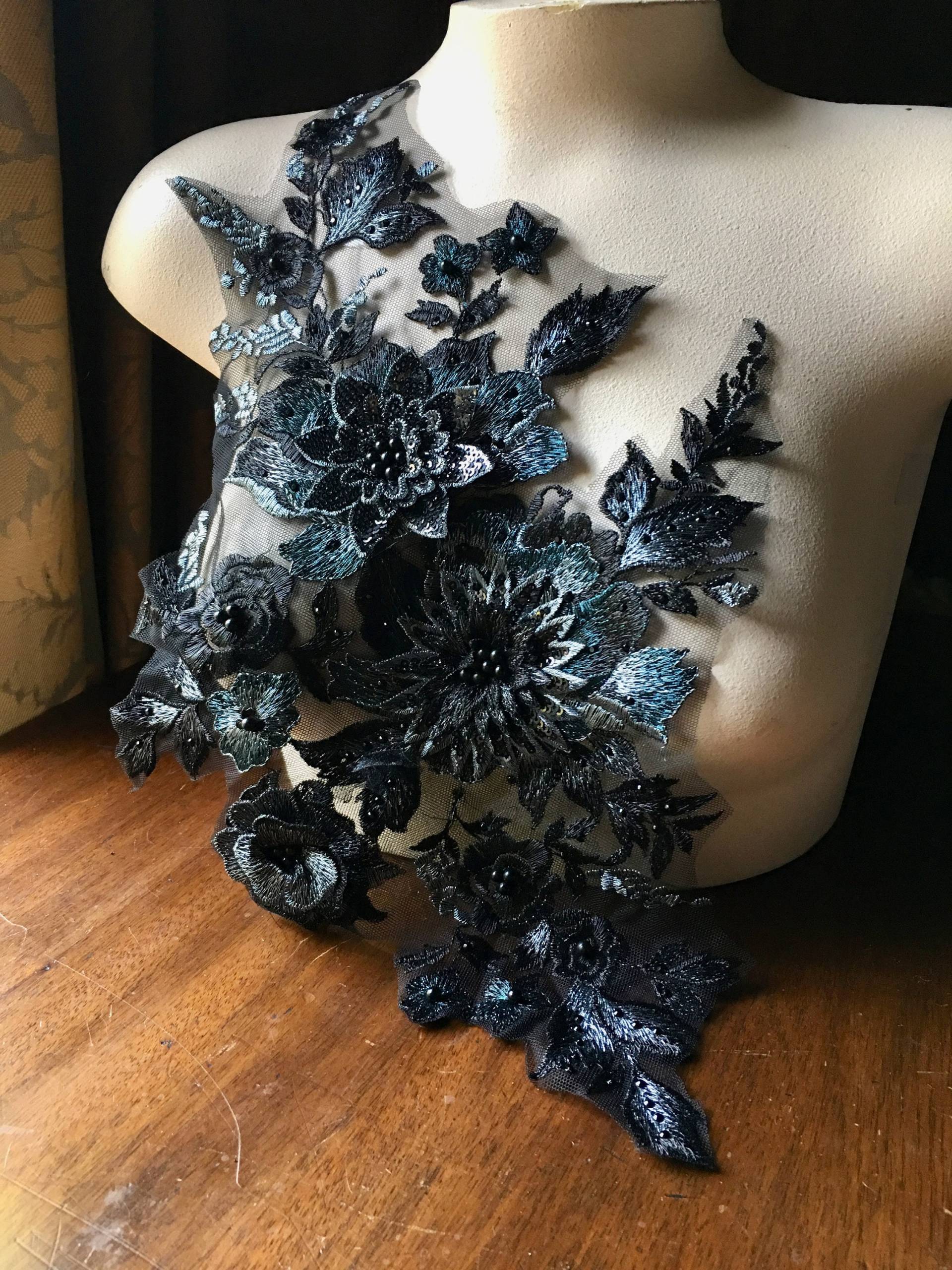 Schwarz Teal 3D Blumen Applikation Perlen Bestickte Spitze | 45x30 cm F33-1 Schwarz Teal 3D Blumen Applikation Perlen Bestickte Spitze | 45x30 cm F33-1 von MaryNotMartha