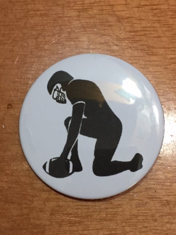Black Lives Matter Take A Knee 2 1/4 Zoll Pin-Back Button Oder Magnet Black Lives Matter Take A Knee 2 1/4 Zoll Pin-Back Button Oder Magnet von MaryTheButtonMaker