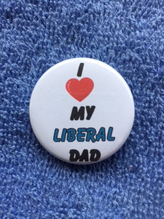 I Love My Liberal Dad/Mom 2-Pack, 1 1/2 Zoll Button I Love My Liberal Dad/Mom 2-Pack, 1 1/2 Zoll Button von MaryTheButtonMaker