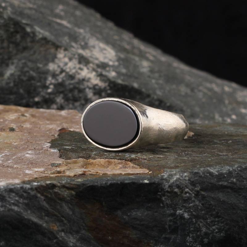 Handgemachte Sterling Silber Onyx Ring - Minimalist von MaryleboneSilver