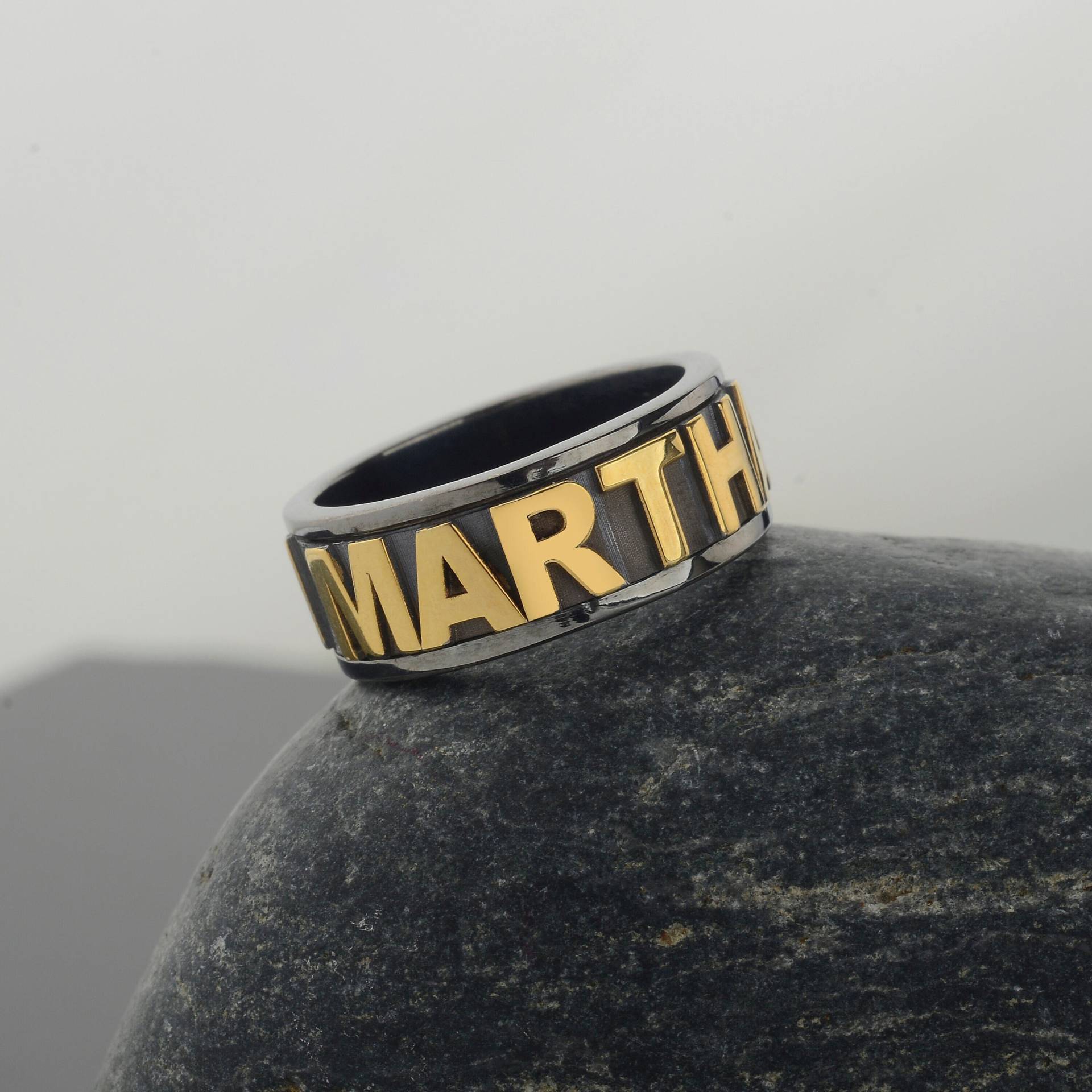 Personalisierter Spinner Ring, Angst Einzigartiger Ehering, Paar Name Eheringe, Personalisiertes Ehering-Set, Sein Und Ihr Namensring von MaryleboneSilver