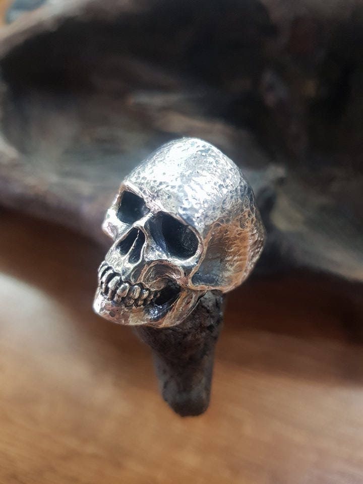 Totenkopfring von MasaiArt