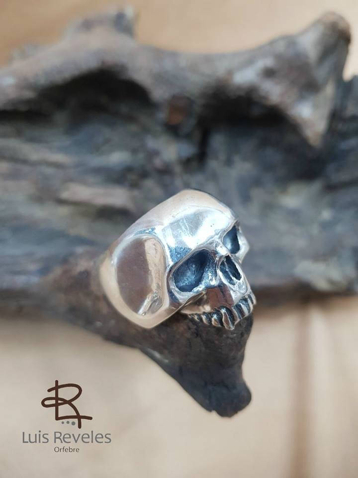 Totenkopfring von MasaiArt