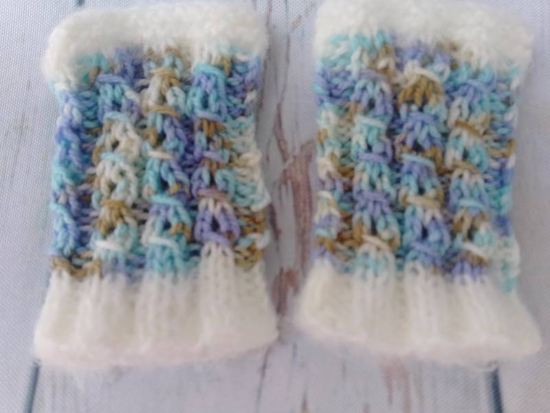 Gestrickte Babystulpen, Pulswärmer 0-24Mon. Unisex Gestrickte Babystulpen, Pulswärmer 0-24Mon. Unisex von MaschenVonMargit