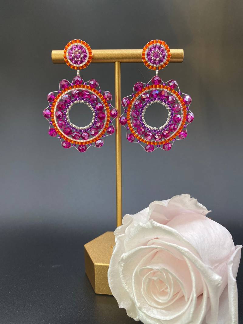 Handgemachte Ohrringe Im Boho Style, Pink-Orange von MaschenmitHerz