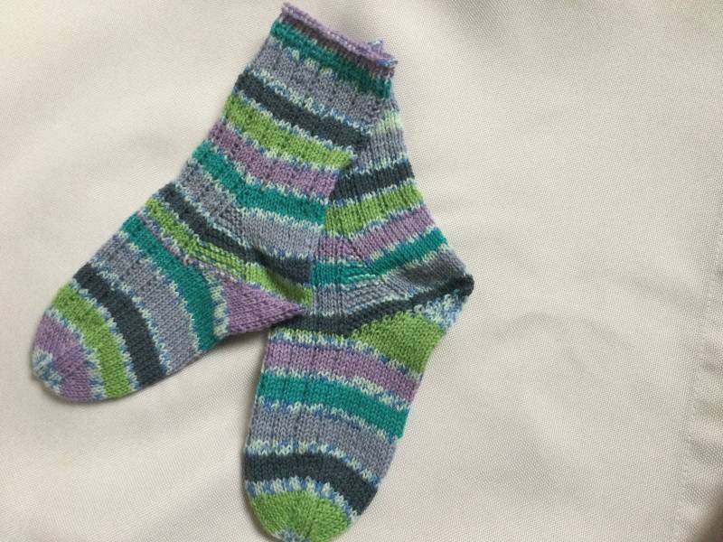 Handgestrickte Socken Gr. 28/29 von Maschenspielerei