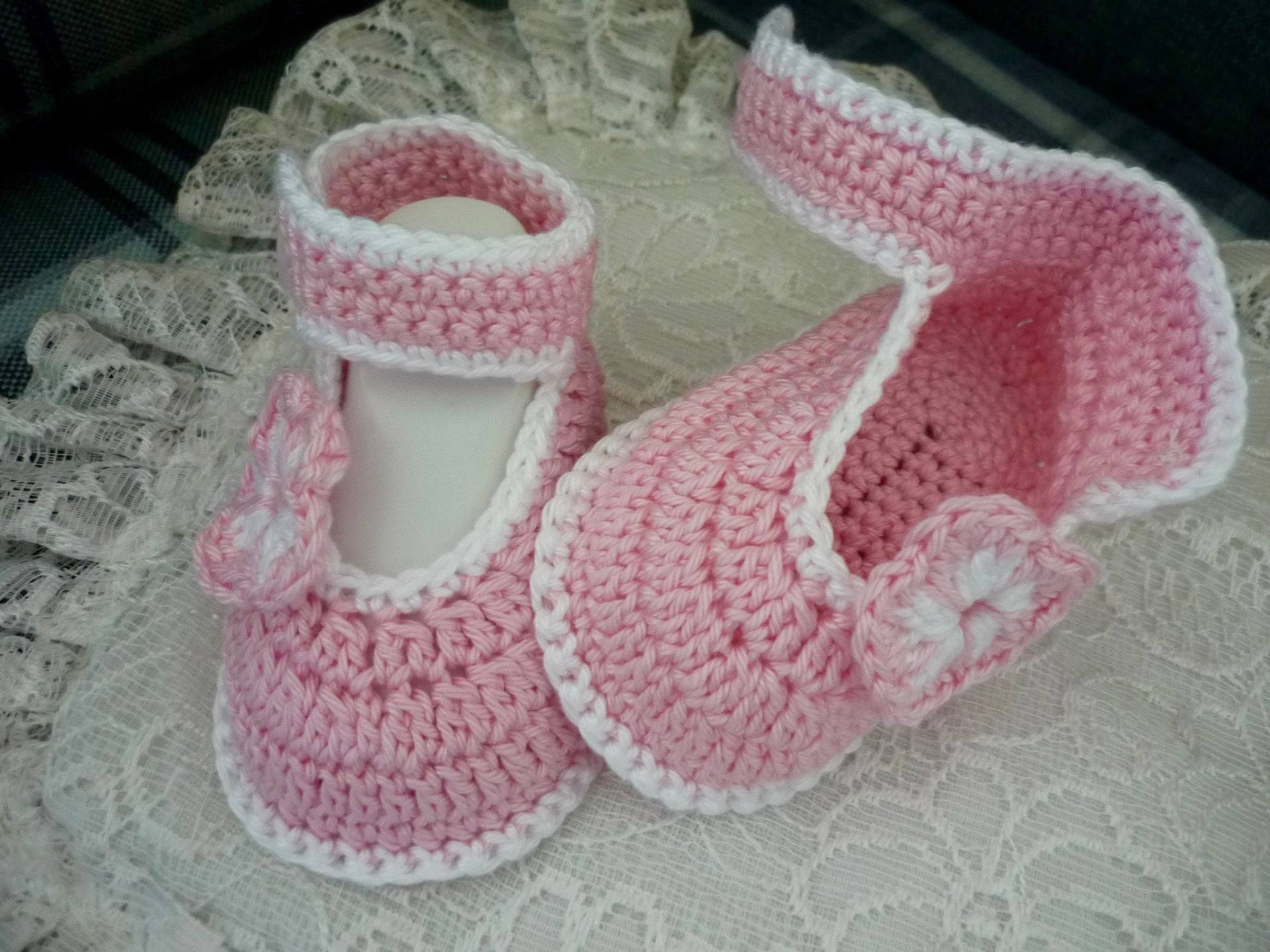 Gehäkelte Taufschuhe=Ca.10 cm, Babyschuhe, Häkelschuhe, Taufe, Taufkleidung, Häkelschuhe, Baby, Unisex-Babykleidung, Ballerinas, Polly von Maschentick