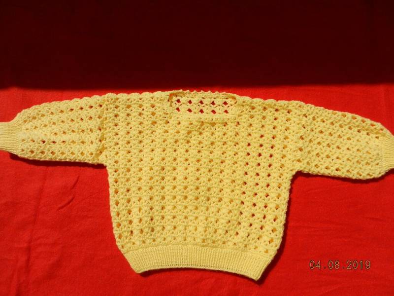Gehäkelter Babypullover Gr 74/80 von Maschenzauberland