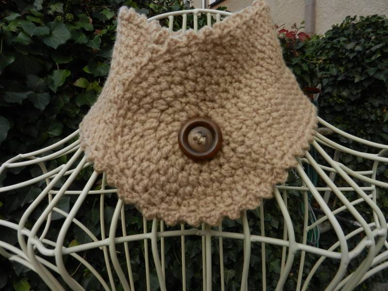 Gehäkelter Schalkragen 38-42 cm Halsumfang von Maschenzauberland