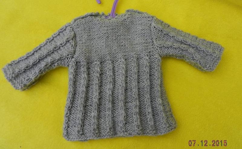Gestrickter Babypullover Gr 56 von Maschenzauberland