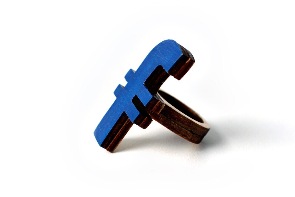 Facebook-Ring Facebook-Ring von MashaTrotzkyJewelry