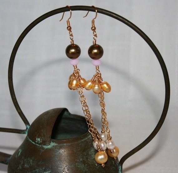 Handgemachte 14K Gold Ohrring W/Swarovski Perlen Baumeln Haken von MashliDesign