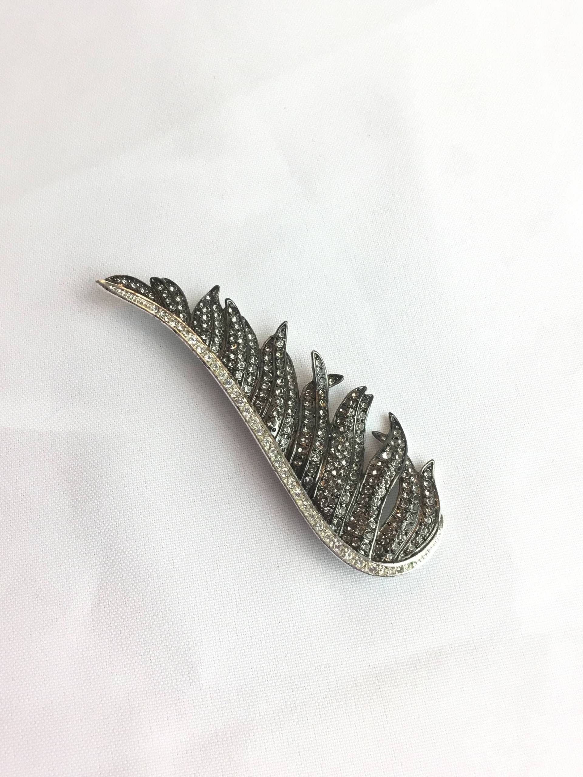 Jahrgang Halbe Feder-strass-Brosche Jahrgang Halbe Feder-strass-Brosche von MashliDesign