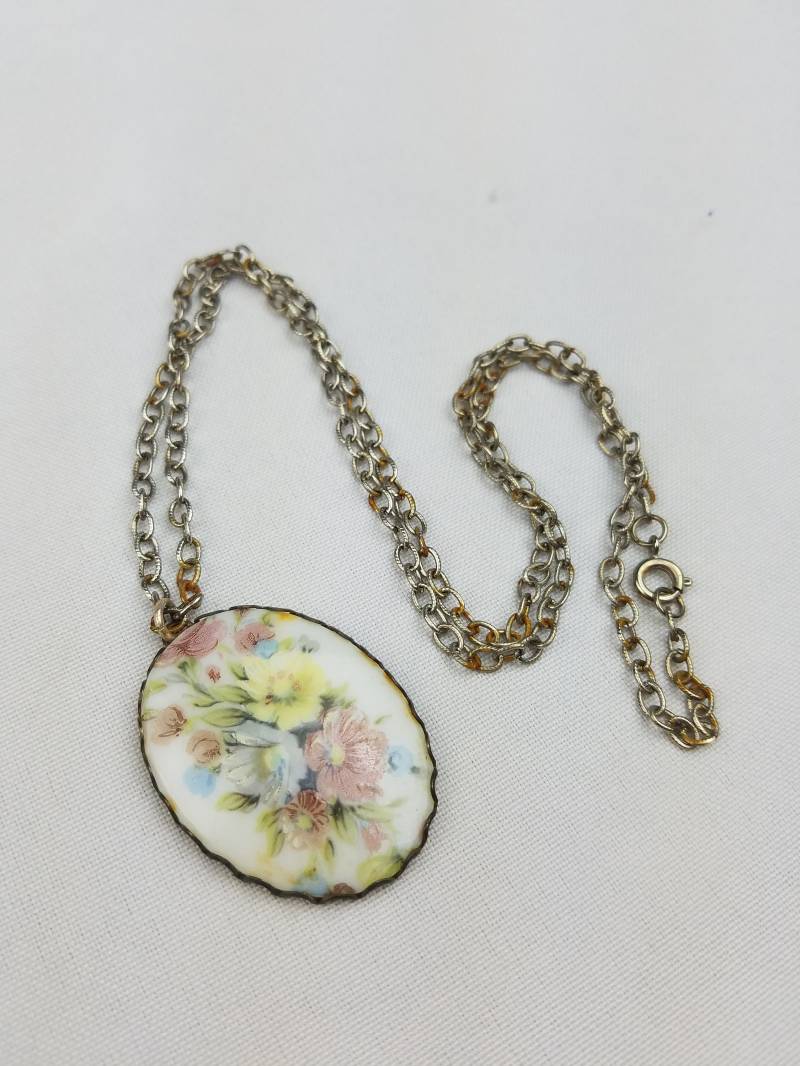 Vintage Porzellan Kamee Goldton Kette Halskette Von Hand Bemalt von MashliDesign