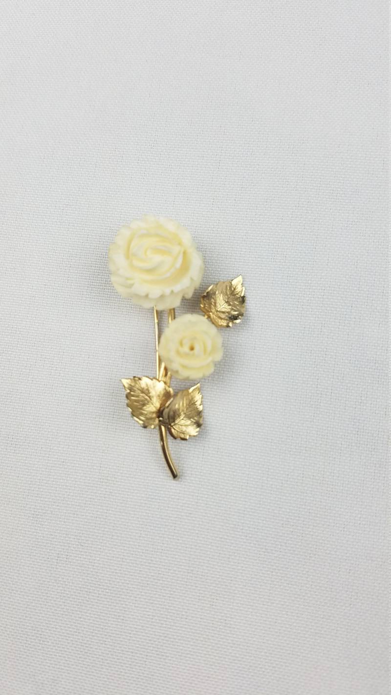 Vtg A & Z Brosche 12K Gf Gold Gefüllt Geschnitzte Rose Blume Gold-Ton von MashliDesign