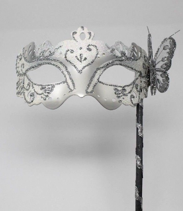 Schwarz Und Gold Maskenspiel Maske Auf Einem Stick Schwarz Und Gold Maskenspiel Maske Auf Einem Stick von MasksandTiaras