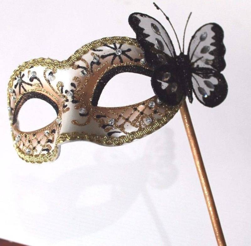 Schwarz Und Gold Maskenspiel Maske Auf Einem Stick von MasksandTiaras