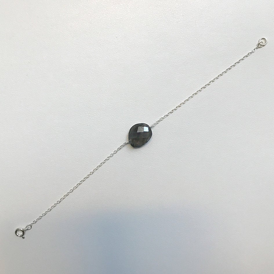 Labradorit Und Sterling Silber Armband Labradorit Und Sterling Silber Armband von MasonPetras