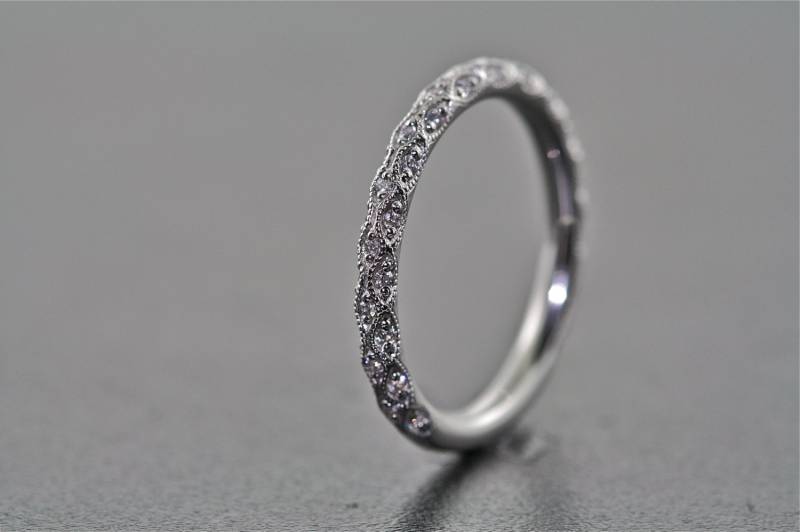 Platinum - Und Diamond Antik Stil Art-Deco Design Ehering von MasterPieceJewelers