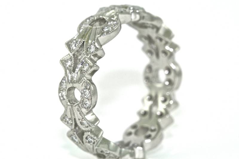 Platinum - Und Diamond-Art-Deco Design Ehering von MasterPieceJewelers