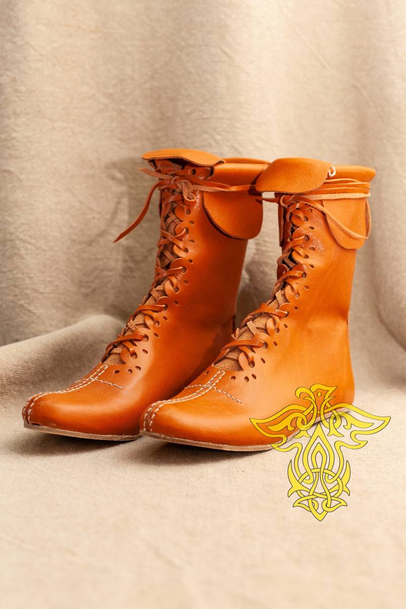 Hohe Calcei von Masterbogdan