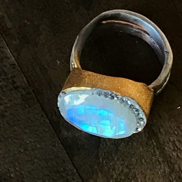 Handgemachter Mondstein Ring Aus 24K Gold & Sterlingsilber von MatanaJewelry