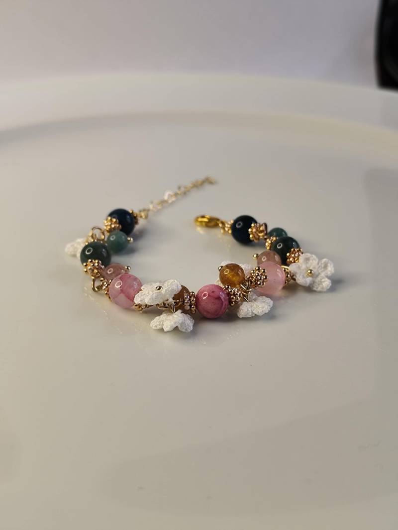 Elowen | Handmade Gemstone Flower Bracelets Delicate Crochet Jewelry Elegant Gift For Her Romantic Boho Accessories Elowen | Handmade Gemstone Flower Bracelets Delicate Crochet Jewelry Elegant Gift For Her Romantic Boho Accessories von MatchaAndArtCrafts