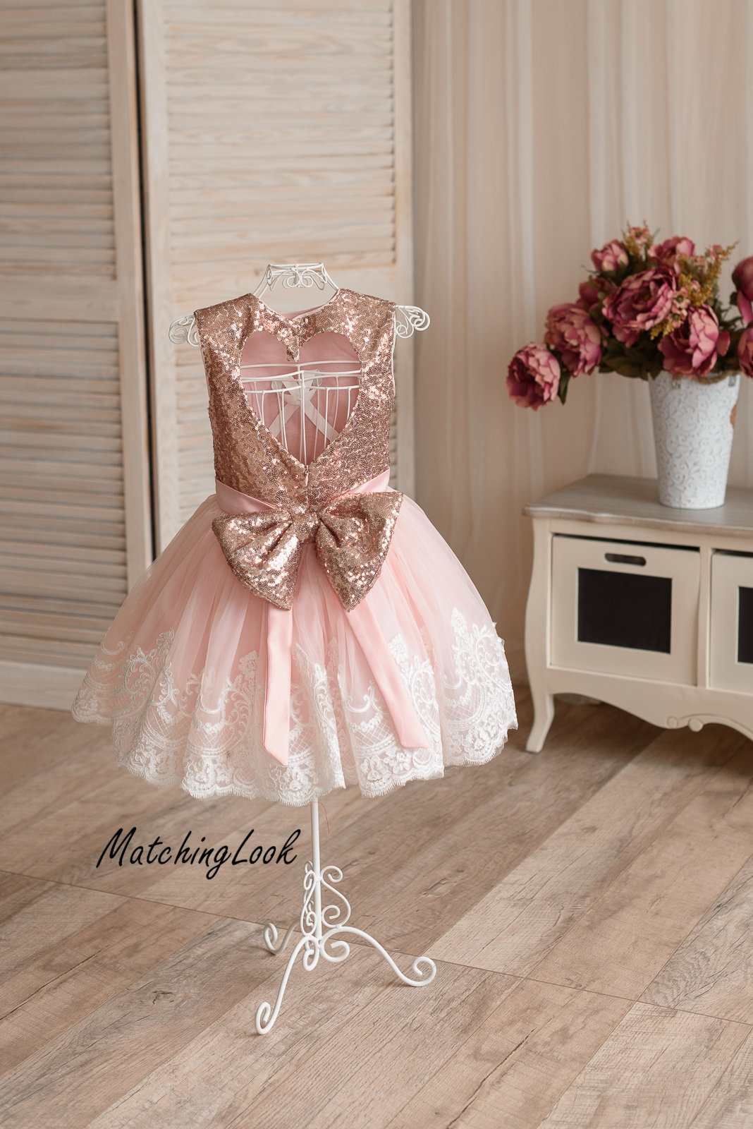 Rose Gold Pailletten Tüll Kleid, Blumenmädchen Outfit, Spitzenbesatz von MatchingLook