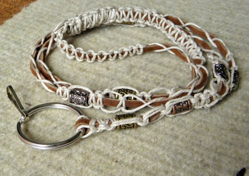 Personalisiertes Schlüsselband Aus Wildleder Hanf - & Metallperlen, Id-/Handy-Halter Personalisiertes Schlüsselband Aus Wildleder Hanf - & Metallperlen, Id-/Handy-Halter von MatchingTreeDesigns