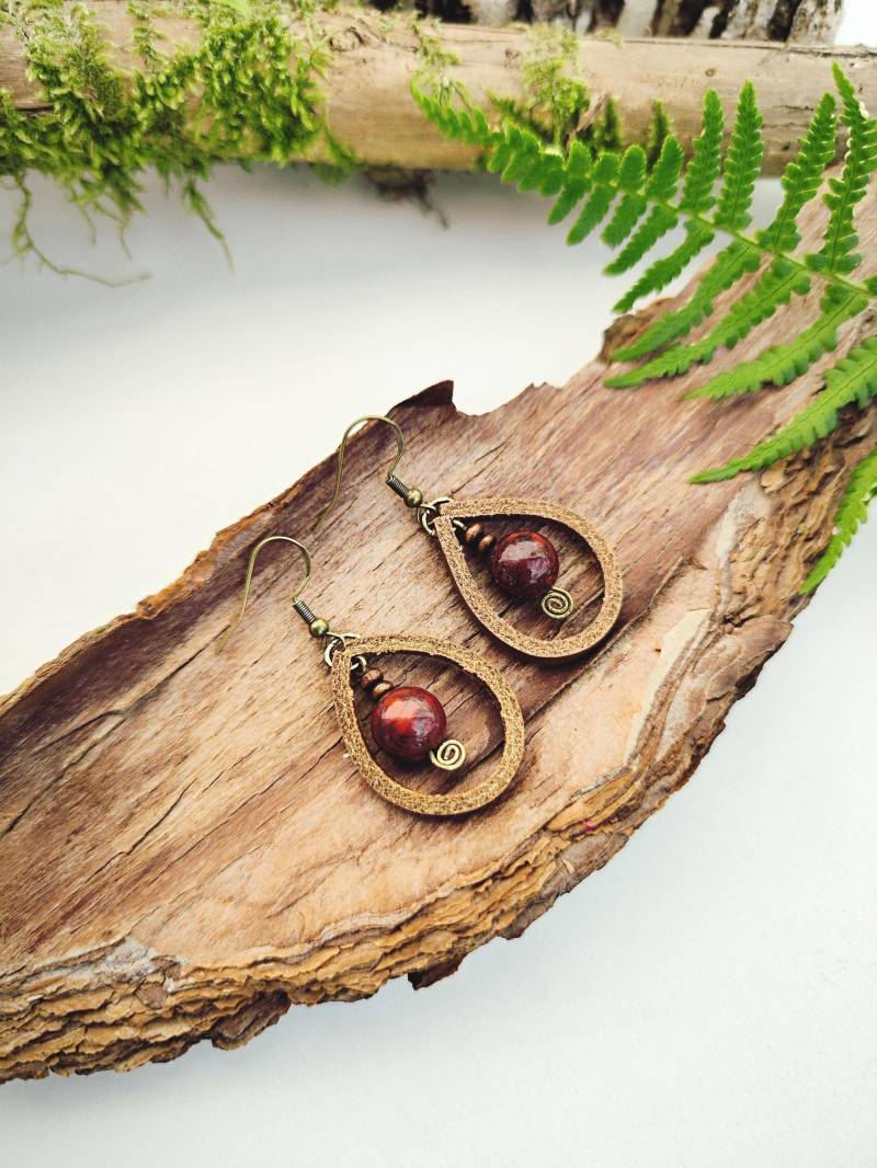 Boho Leder Ohrringe Mit Türkis Edelstein Für Damen | Creolen Als Geschenk Yogis von MatherlandCrafts