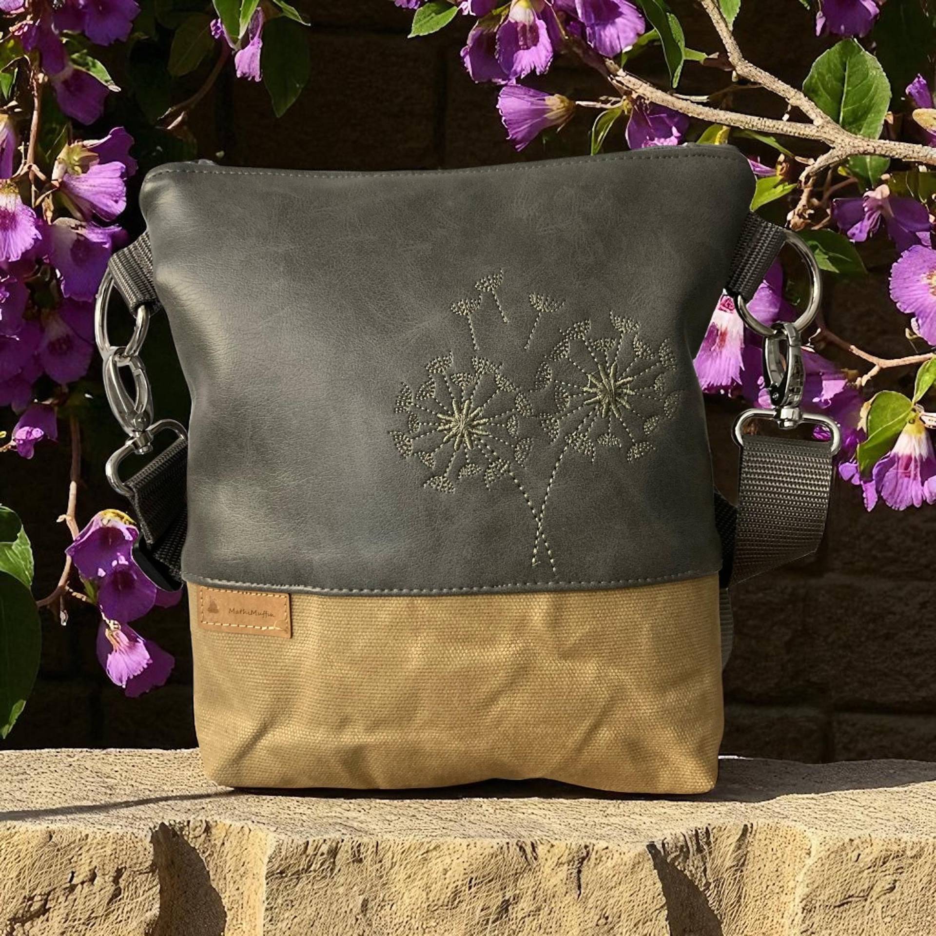 Tasche Kleine Pusteblumen Grau von MathiMuffin