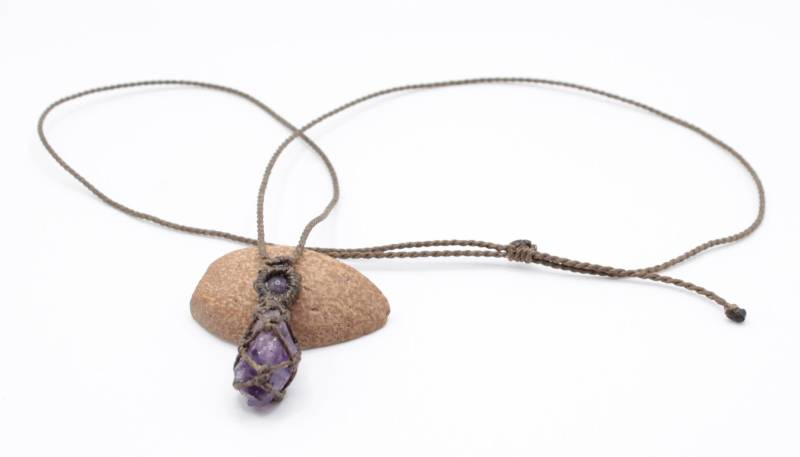 Amethyst Makramee Kette - Braun Mit Amethystperle von MatizarArt
