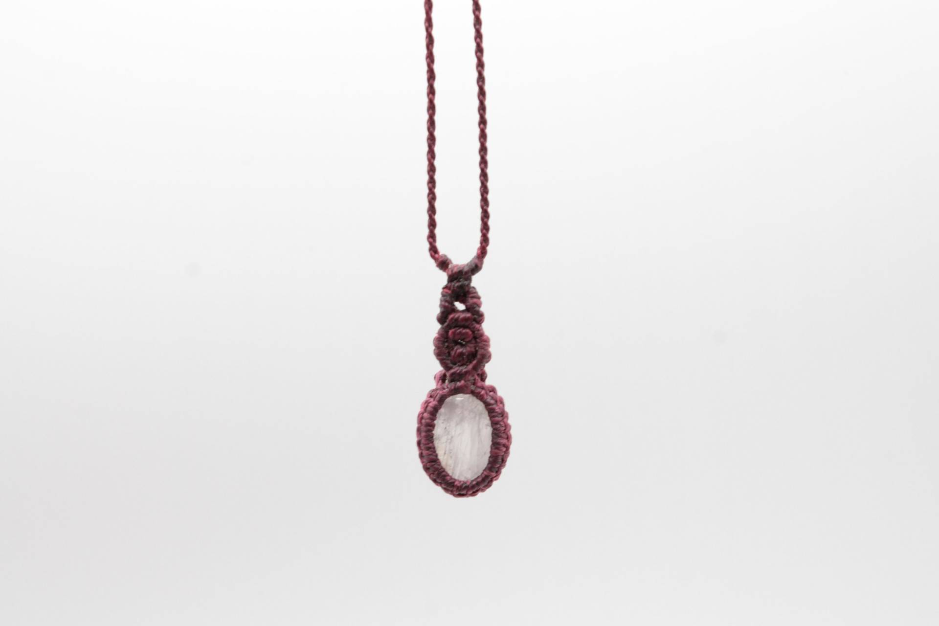 Rosenquarz Makramee Halskette - Lila von MatizarArt