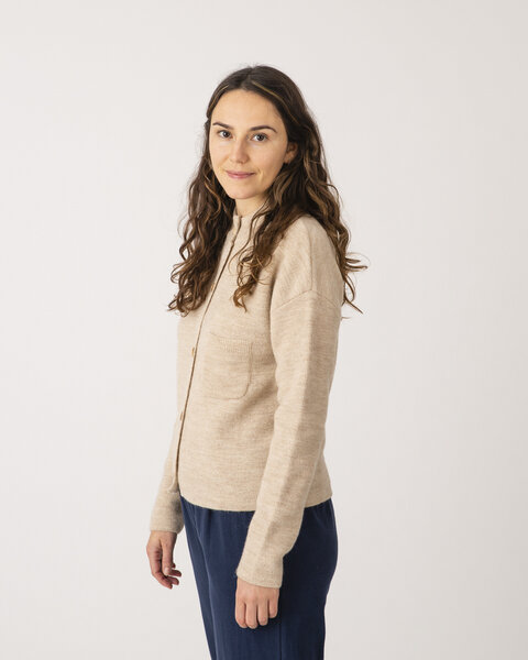 Matona Strickjacke mit Knopfleiste für Frauen aus Merino und Alpakawolle / Patch Pocket Cardigan von Matona