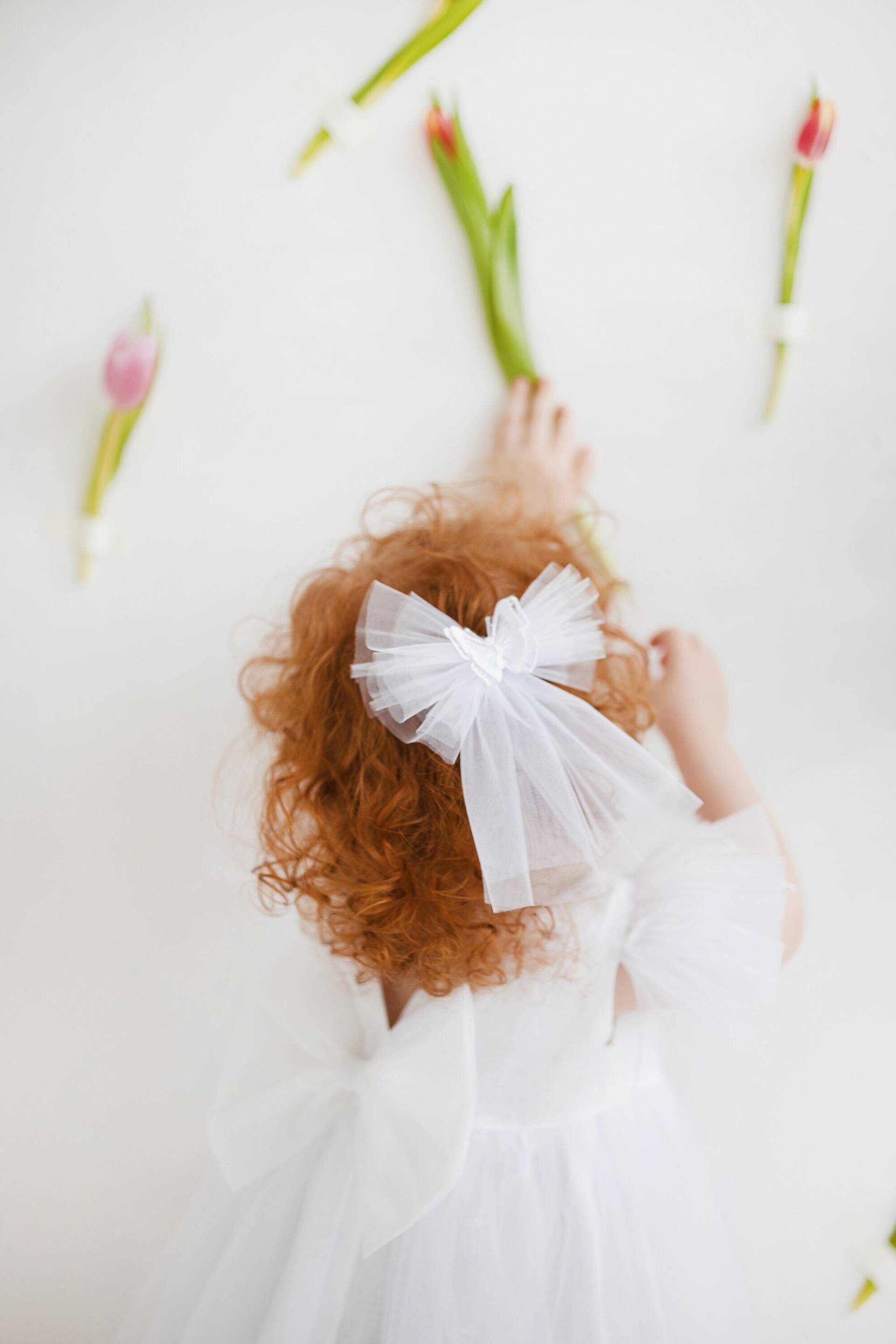 Weißes Haarband Mit Schmetterling Für Mädchen, Tüll Kopfschmuck Krokodilklemme, Großes Kleinkind Anstecknadel Accessoire, Baby Accessoire Weißes Haarband Mit Schmetterling Für Mädchen, Tüll Kopfschmuck Krokodilklemme, Großes Kleinkind Anstecknadel Accessoire, Baby Accessoire von MatrinnaBoutique