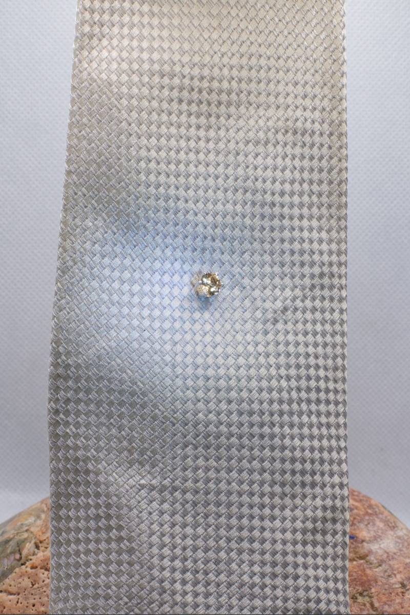 Gelbe Saphir Krawattennadel in Silber von MatsMachinations