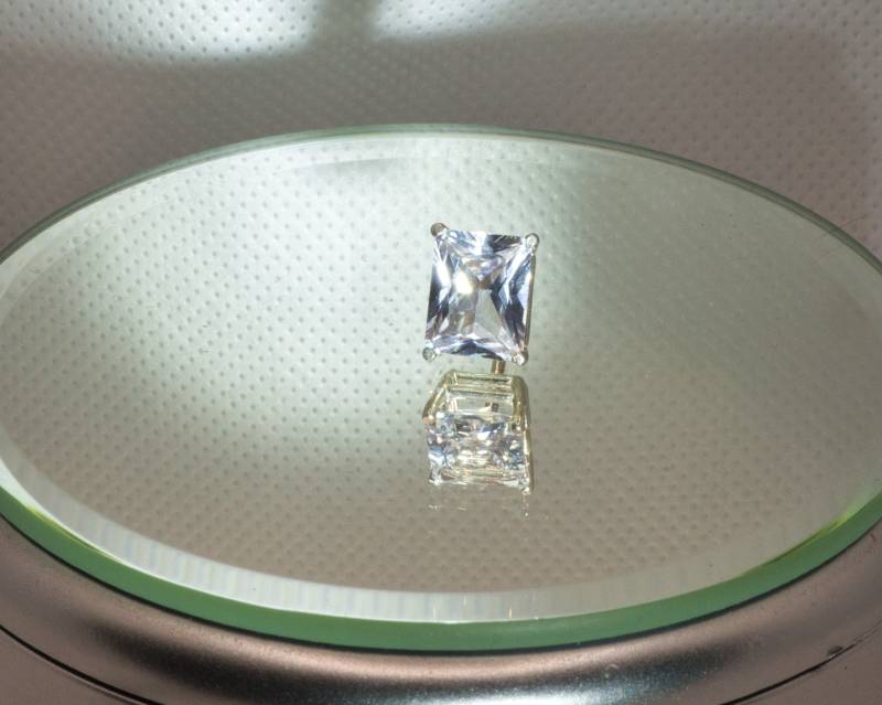 Große Weiße Saphir Krawattennadel in Silber von MatsMachinations