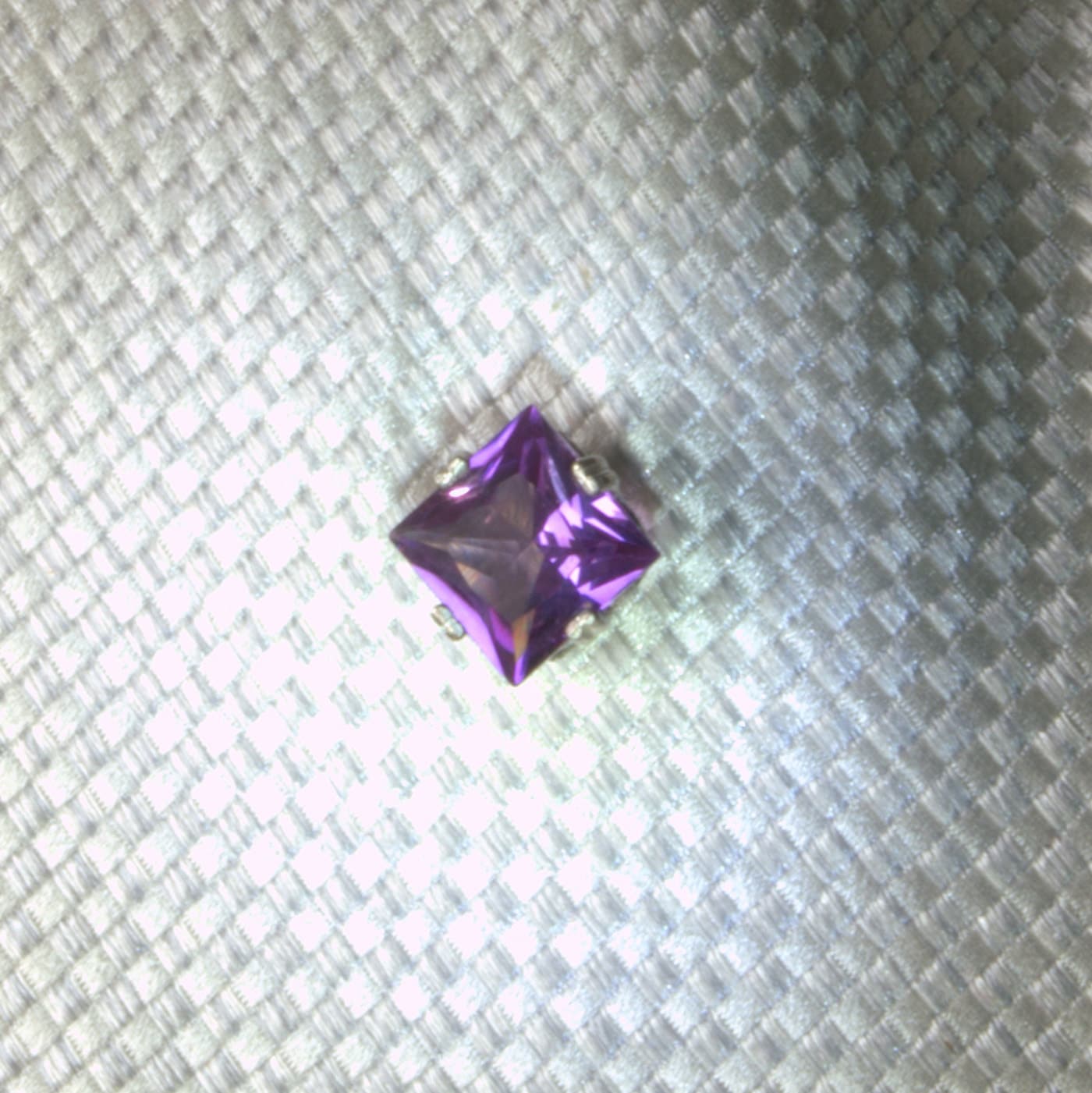 Großer Lila(Alexandrit Saphir Und Silber Krawattennadel von MatsMachinations