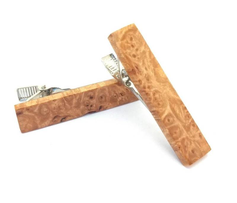 Amboyna Wurzelholz Krawattenklammer Amboyna Wurzelholz Krawattenklammer von MattWouldCraft