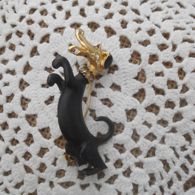 Witzige Vintage Brosche Dackel Goldfarben Strass Modeschmuck 80Er Jahre Hund Witzige Vintage Brosche Dackel Goldfarben Strass Modeschmuck 80Er Jahre Hund von MattieStone