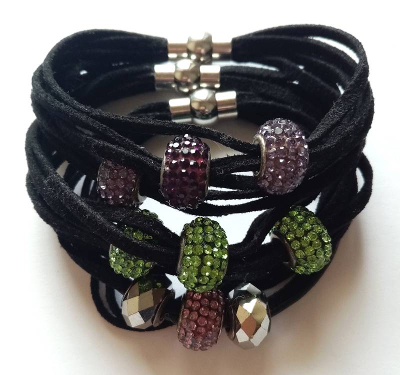 Handgemachtes Geschichtetes Armband, Wildlederarmband, Shamballa Perlenarmband, Magnetverschlussarmband, Strassperlenarmband, Geschenk Für Sie, Boho Handgemachtes Geschichtetes Armband, Wildlederarmband, Shamballa Perlenarmband, Magnetverschlussarmband, Strassperlenarmband, Geschenk Für Sie, Boho von MatyjoJewelry