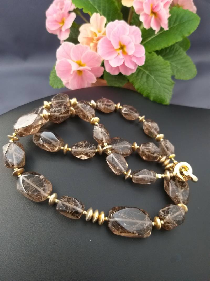 Halskette Lang Aus Rutilquarz. Starke Elemente in Farblicher Harmonie Einzigartiger Schmuck Für Besondere Frauen von MauritzUnikatSchmuck