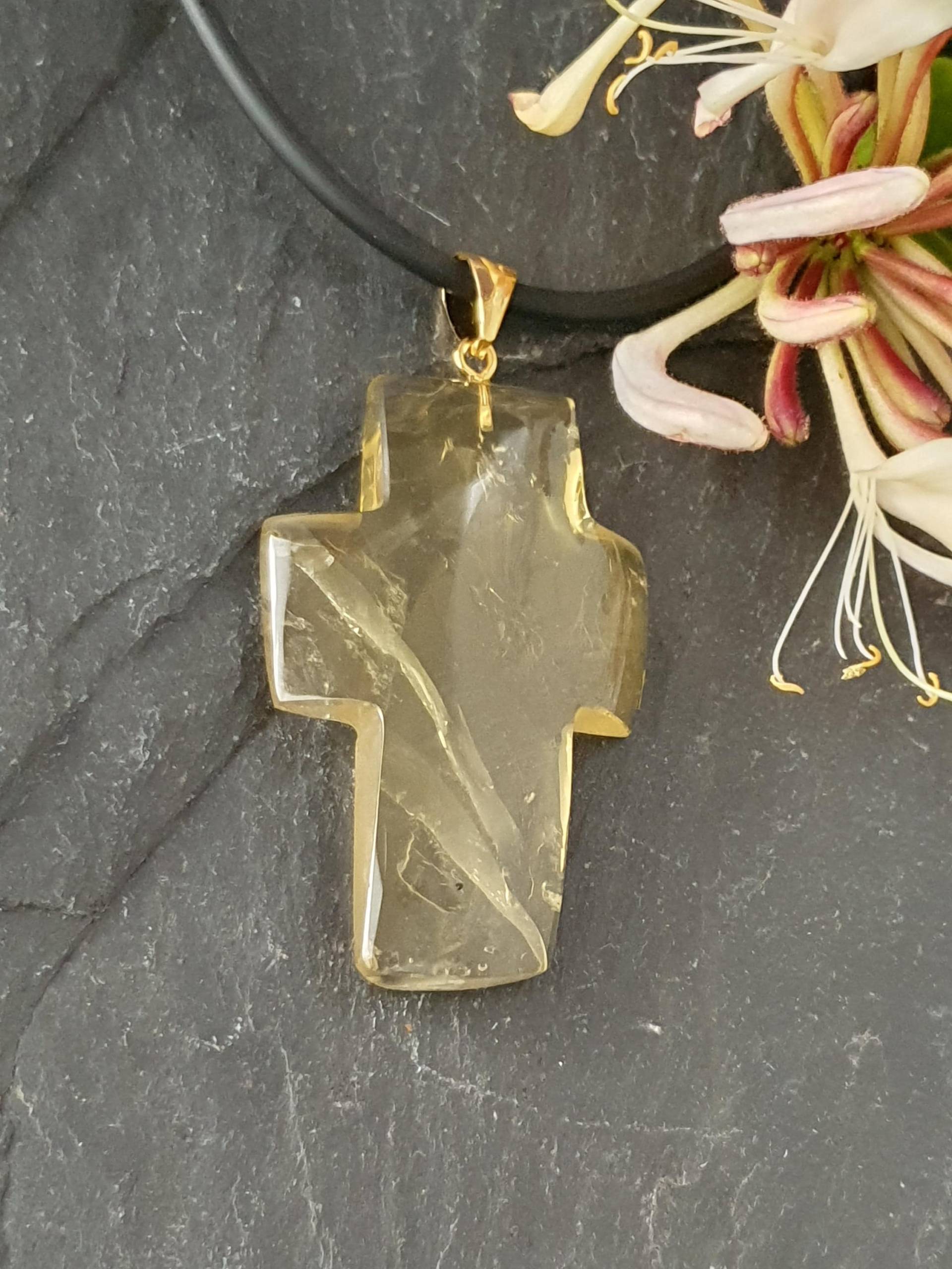 Lemoncitrin Kreuz Anhänger Mit Großer Schlaufe. Einzigartiger Edelsteinschmuck Liebe in Handarbeit Geschliffen. Unikatschmuck von MauritzUnikatSchmuck