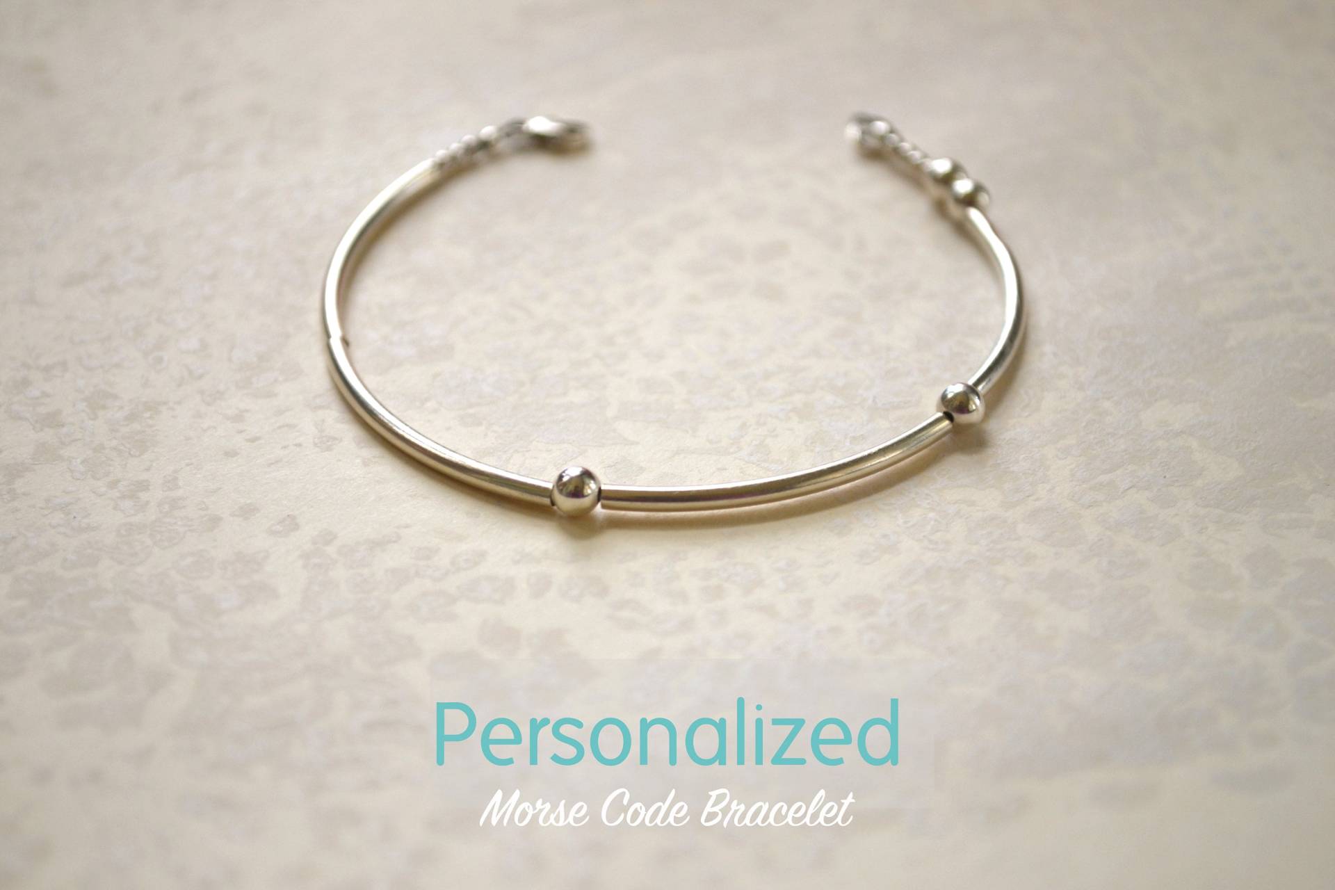 Personalisierte Morse-Code Armband Sterling Silber Personalisierte Morse-Code Armband Sterling Silber von Mauxs