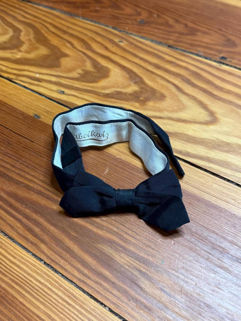 Victorian/Edwardian - Black Bow Tie von MaxErlerLeipzig