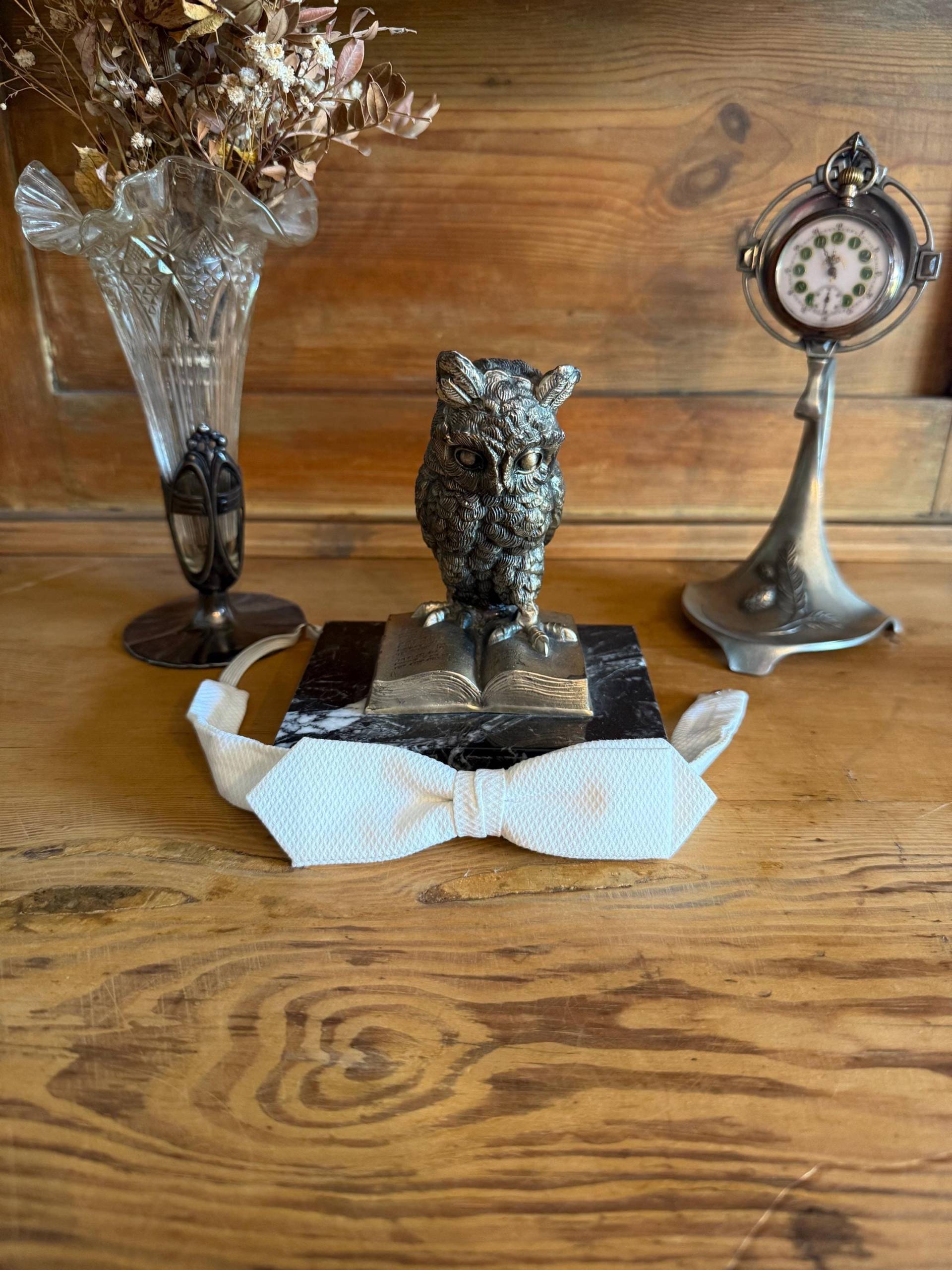 Victorian/Edwardian - White Bow Tie Victorian/Edwardian - White Bow Tie von MaxErlerLeipzig