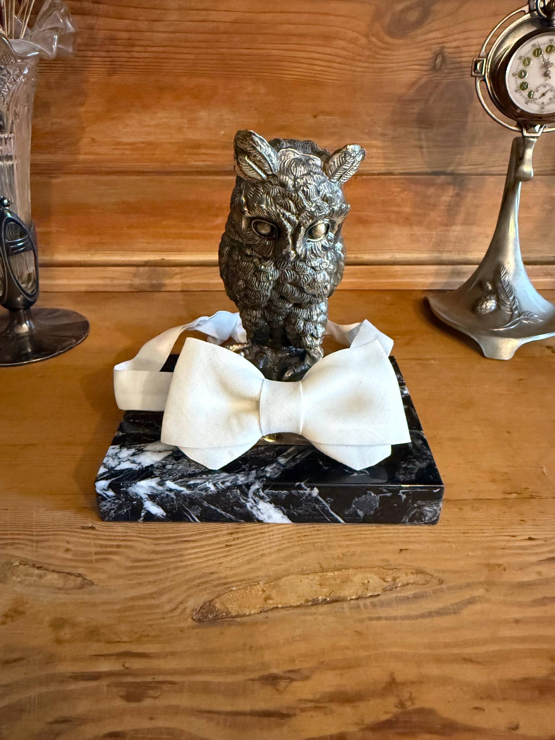 Victorian/Edwardian - White Bow Tie von MaxErlerLeipzig