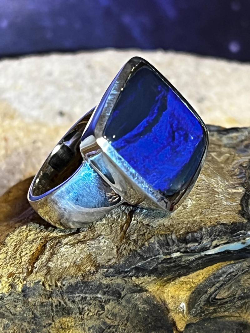 Boulder Opal Schön Blauer Riese Ring in Silber von MaxGloriaOpal