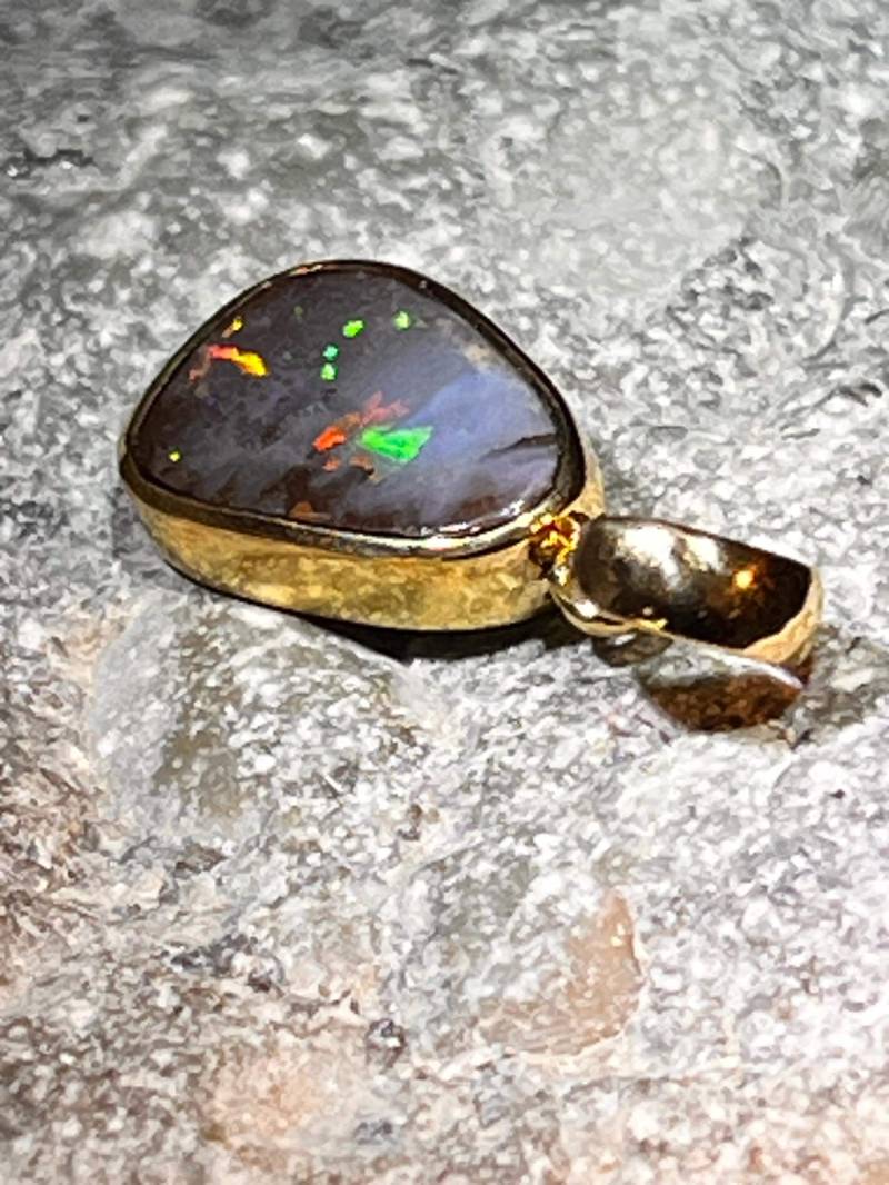 Opal Multicolor Anhänger in Silber Gold Plattiert von MaxGloriaOpal
