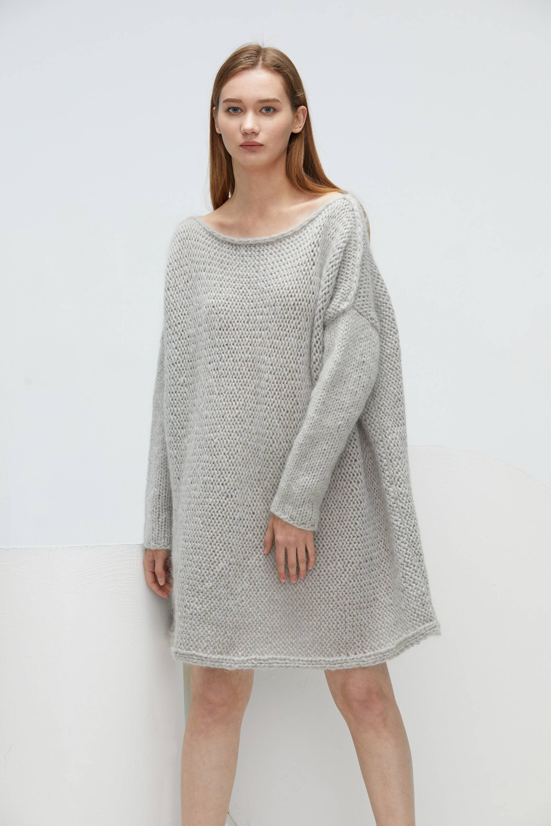 Handgestrickter Damen Langpullover Oversized Mohair Kleid Pullover Top Silber Grau von MaxMelody